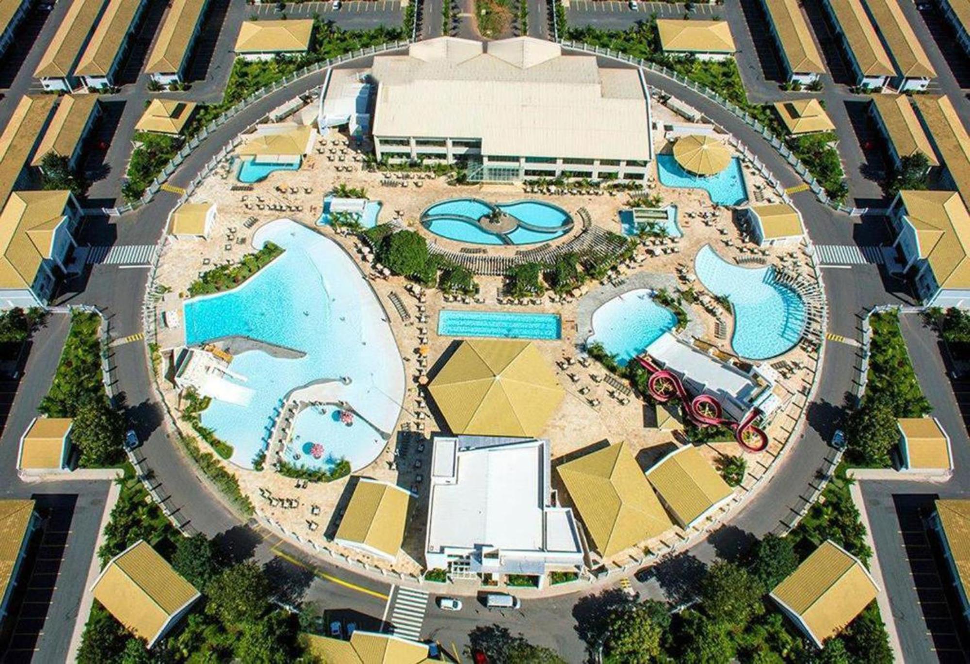 Lacqua Diroma Oficial - Diroma Acqua Park Incluido - Com Roupa De Cama E Banho Caldas Novas Eksteriør bilde